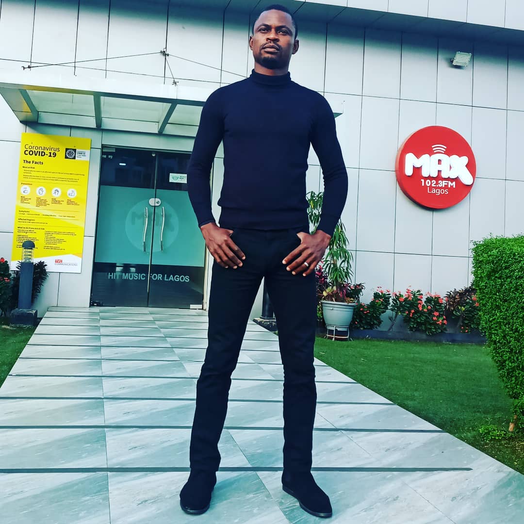 Max1023FM's tweet photo. Coming next is the #MaxSport show with the #KpefMaster himself @omodia4real 
.
You really don't want to miss this!😇
.
Tune-in for some kpefelicious sports stories.

The most interactive sports show on earth. 
.
Listen online via https://t.co/0wVOnkiR3g 

#SaturdayVibes  #Chelsea https://t.co/ff9bgBG5yO