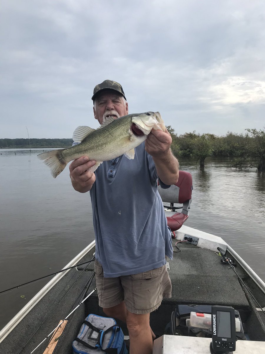 richardfaircl17's tweet photo. We got a few this morning π£#bassreaperbaitco #bassdash #jackslures #marteaselures #runcl #titantungsten #vectorhooks https://t.co/SeRNabpa3r