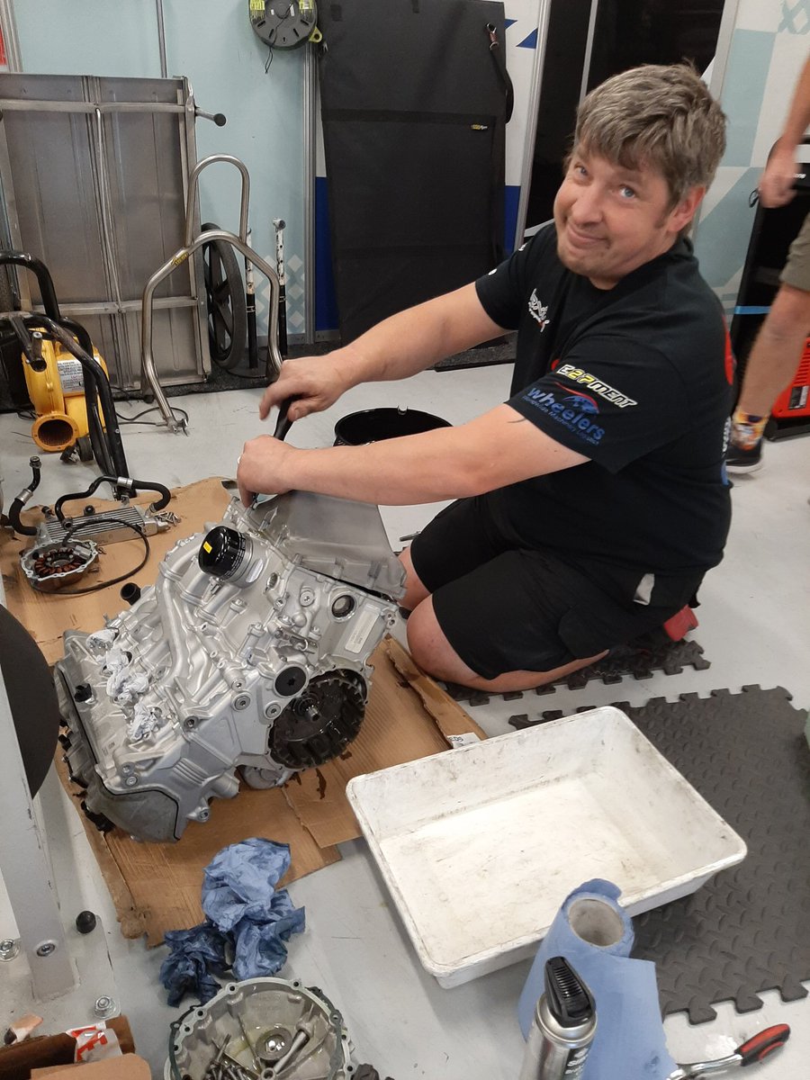 npmotorcycles's tweet photo. Well Silverstone with BSB Superbike and another BMW engine swap :-) lucky @npmotorcycles knows what he is doing :-) https://t.co/yFefyis2mo