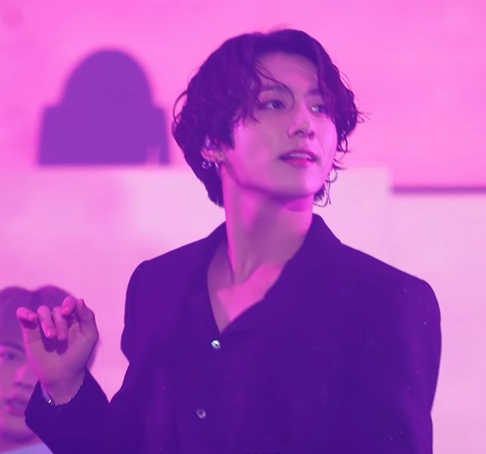 190811 Jungkook was a cultural reset; a thread