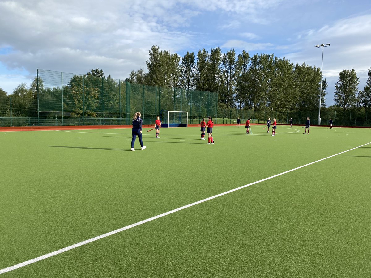 BAsport5's tweet photo. Year 8 girls enjoying the sunny conditions this morning at their first Sat morning hockey session. There was a great turnout from each class bubble with some impressive skills on display 🏑🏑 https://t.co/qoUSFzqpM8