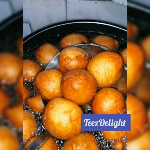 DelightTeez's tweet photo. As e dey 🔥🔥this puff puff go pursue cold comot for body
Straight outta fire..... Order for yours today 08032700683 #puffpufflovers #AbujaTwitterCommunity #bbnaija2020 #smallchops #weekendvibes @Mazigburugburu1 @bimbo_cash https://t.co/K9D5MfB9IR