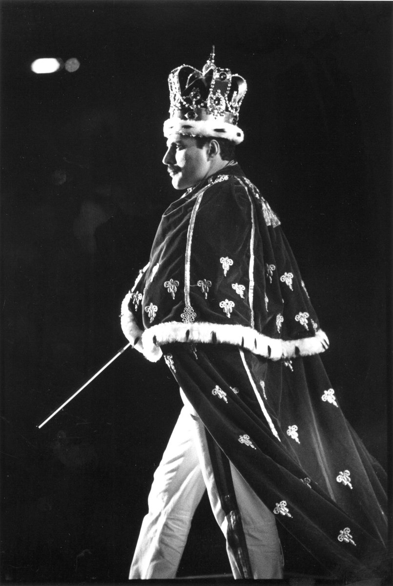 QueenWillRock's tweet image. Freddie Mercury
5 September 1946 – 24 November 1991 ❤️️
📷Credit: Neal Preston ©️ Queen Productions Ltd.