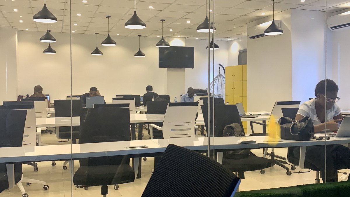 workcityafrica's tweet photo. Calm, serene, neat environment with no noise!
Don’t think too much, touchdown workcity today to experience it.
We offer many more @workcityafrica
#saturdayvibes #worksaturday #meetingroom #weekend #coworkingspace #workcity #plugandplay #island #lasgidi #lekki #coworking https://t.co/gkx5DOosKo