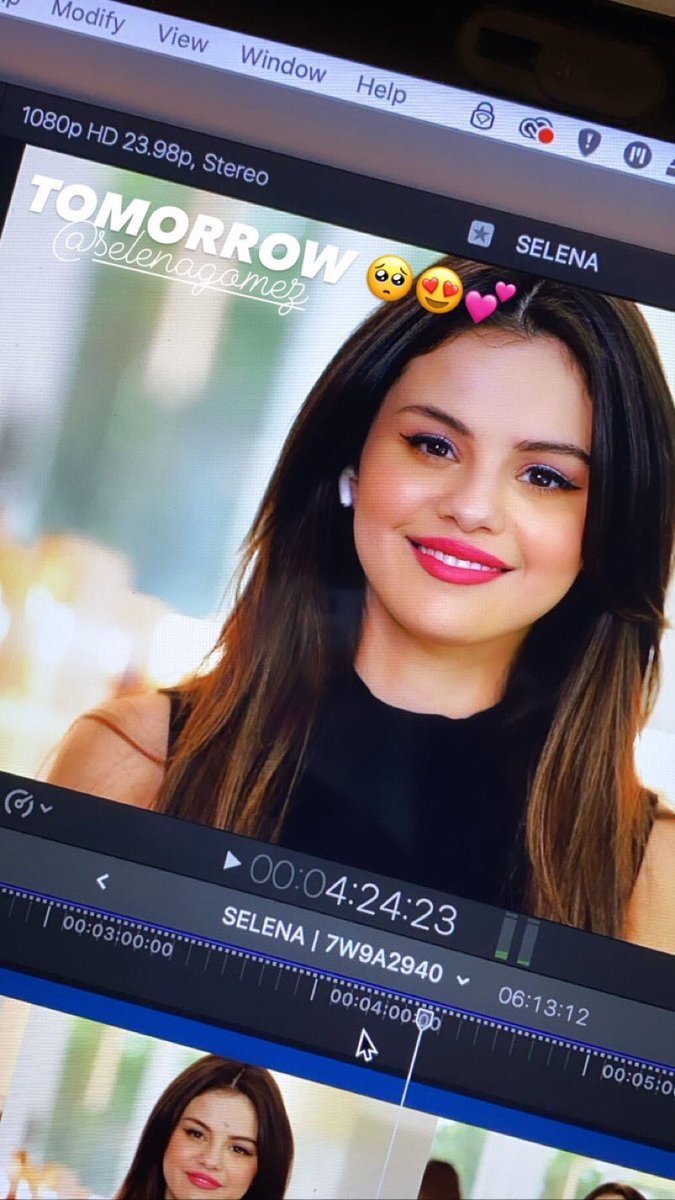 shelleysversion's tweet image. THE NIKKIE TUTORIALS X SELENA VIDEO IS COMING TOMORROW AND SELENA LOOKS SO GOOD OPRAHHHHH