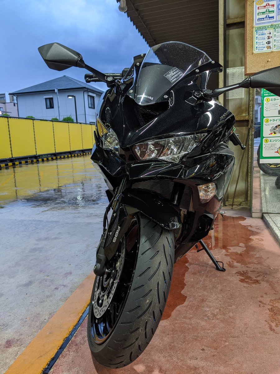 B176r's tweet photo. 本日ZX25R納車しました！
予想以上に早くの納車で嬉しい！ https://t.co/zOFyXerZ0C