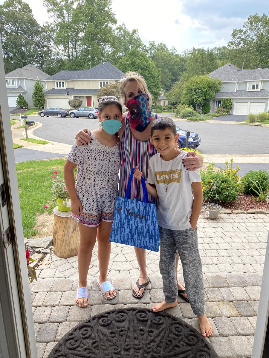 BarbaraJDaly's tweet photo. Enjoyed Friday with former student Miriam Schneider who joined me on a to deliver welcome bags to students I had yet to meet!  Masks on and mission complete! JOY#spotted@LOW https://t.co/jrYvlzwLdJ