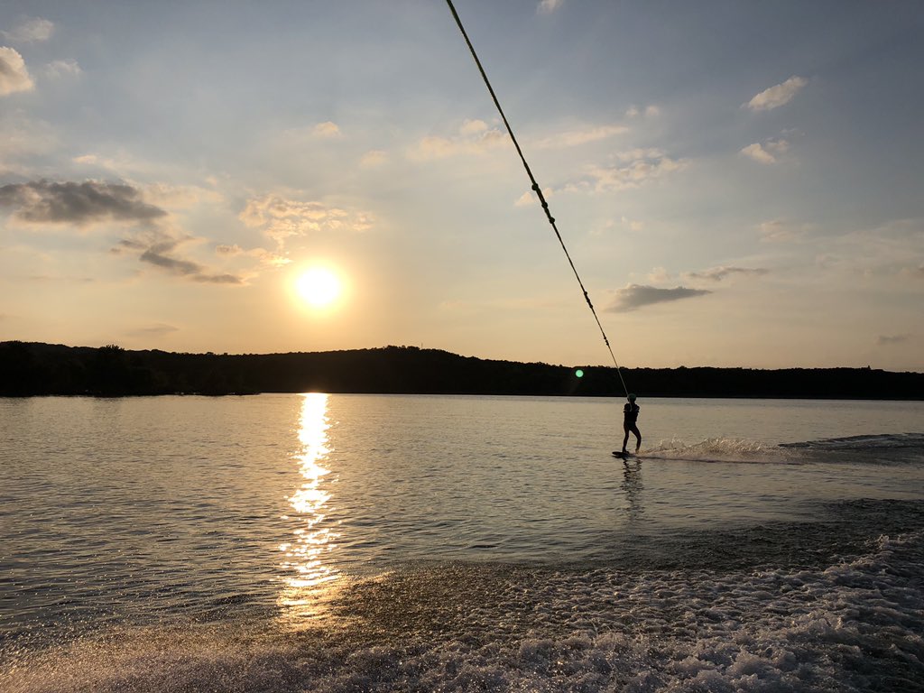 AJB sunrise wake session
#tablerock