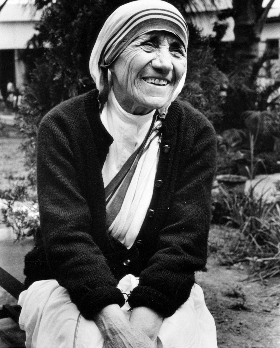 PatrickAzar's tweet photo. "Every work of love, done with a full heart, always brings people closer to god" 
#Mother_Teresa 
#kolkara #India https://t.co/HJGLyNXKqB