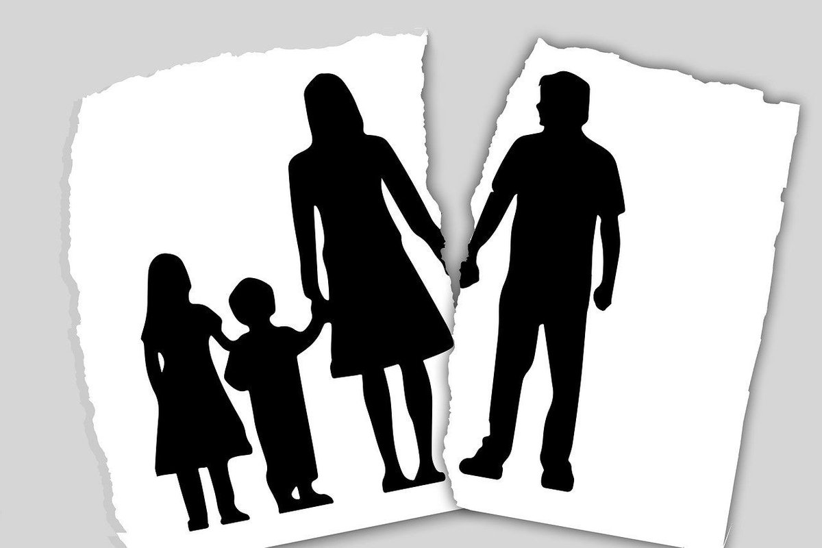 SebernF's tweet photo. "Trauma suffered both in childhood and adulthood may lead to significant cognitive decline later in life, according to a new study that highlights the importance of therapy and other interventions in order to stave off mental health problems." https://t.co/3l1oYrneby https://t.co/NYNrGTrQ5R