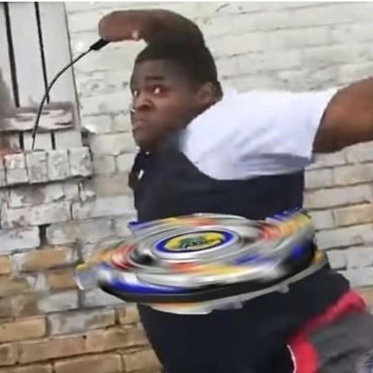 ImOtaria's tweet photo. Eu com 6 anos na escola tacando o beyblade na cara das inimigas https://t.co/lZeDzmVJHh