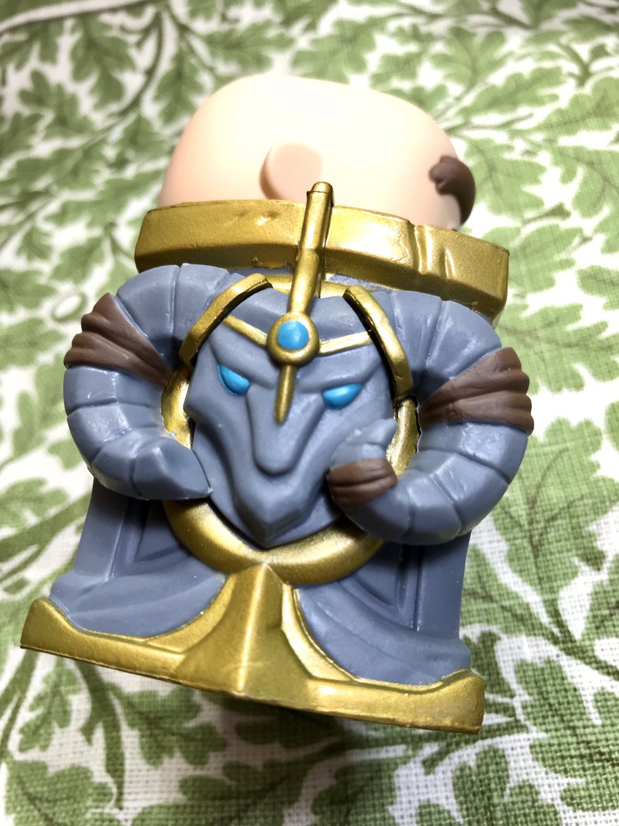 加持ナイト ブラウムのフィギュアが届いた フレヨルドの英雄 引退 現在はポロ飼い いつも明るい笑顔 まるでマイティーポロのようです 全高10センチ 思ったより大きい 巨大な盾と入れ墨はかっこいい Lol Lor ルーンテラ レジェンド 加持ナイト ブラウムのフィギュアが届いた フレヨルドの英雄 引退 現在はポロ飼い いつも明るい笑顔 まるでマイティーポロのようです 全高10センチ 思ったより大きい 巨大な盾と入れ墨はかっこいい Lol Lor ルーンテラ レジェンド
