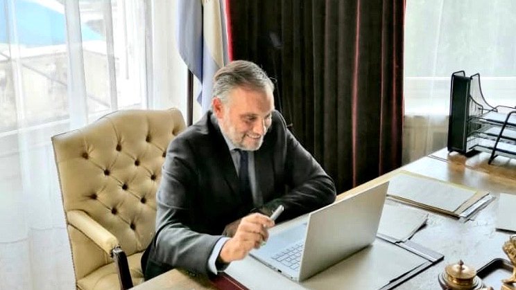 Argentina in UK tweet media