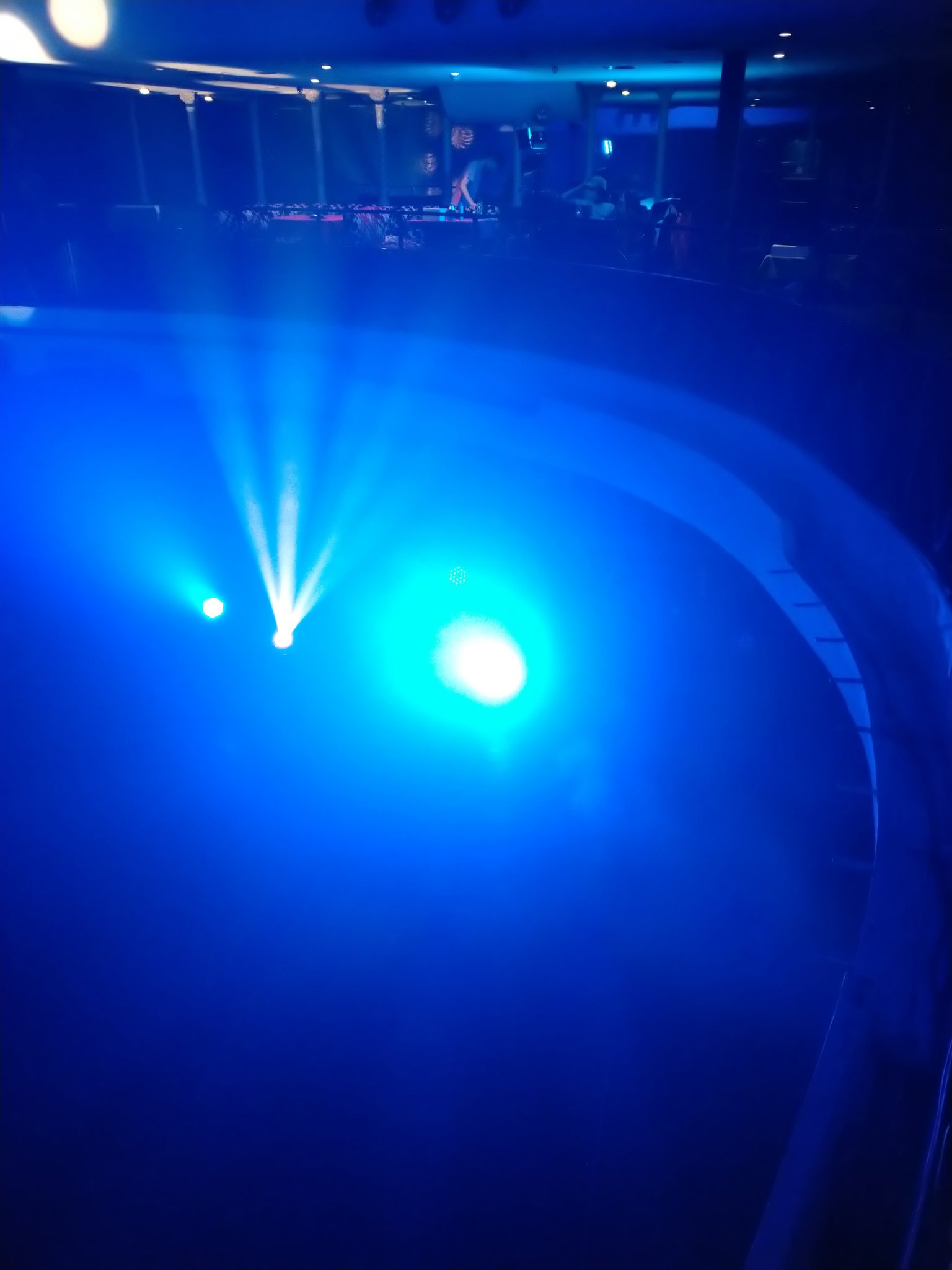 ローエン デパｈゼンタイ席管理人 臨界に達した炉心 チェレンコフ光のようでもあり T Co 7fysyddvke Twitter