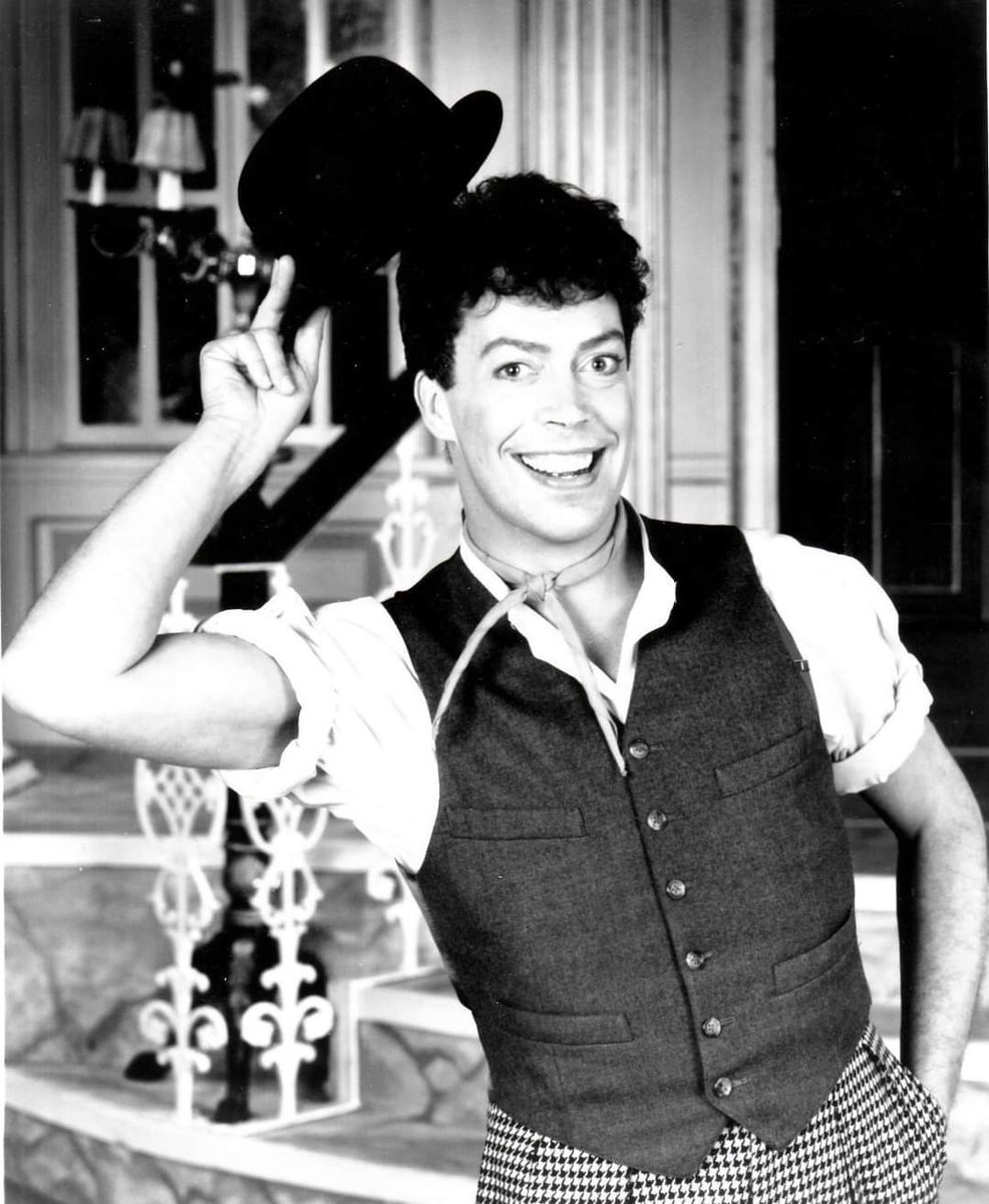 Rebecca Eve (@eve_rAfter) | Twitter