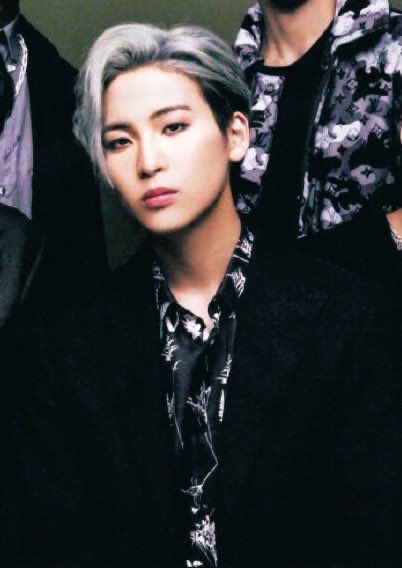 蜷川実花スタッフ 皆様の推しへの愛のお陰で トレンド入りしました 蜷川実花 をつけて ツイートよろしくお願いします 皆様の愛 しっかり読ませていただきます Twitter