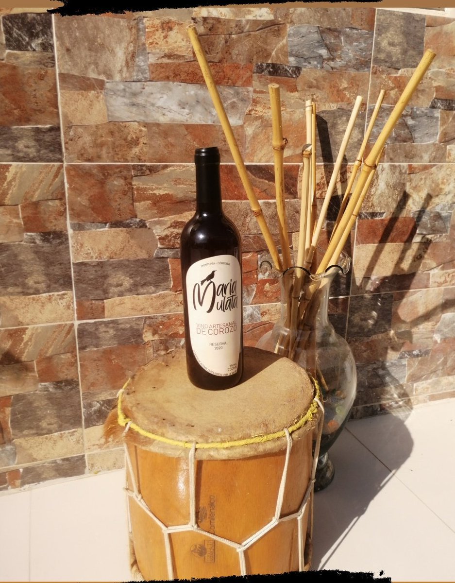 majoespag7's tweet photo. Holaaa! sígueme y apoya mi emprendimiento de vino 100% artesanal de corozo. 
https://t.co/cvk1xoWoC2
Hay domicilios hasta las 10 P.M y son gratis por toda esta semana. https://t.co/ooxvncwzXd