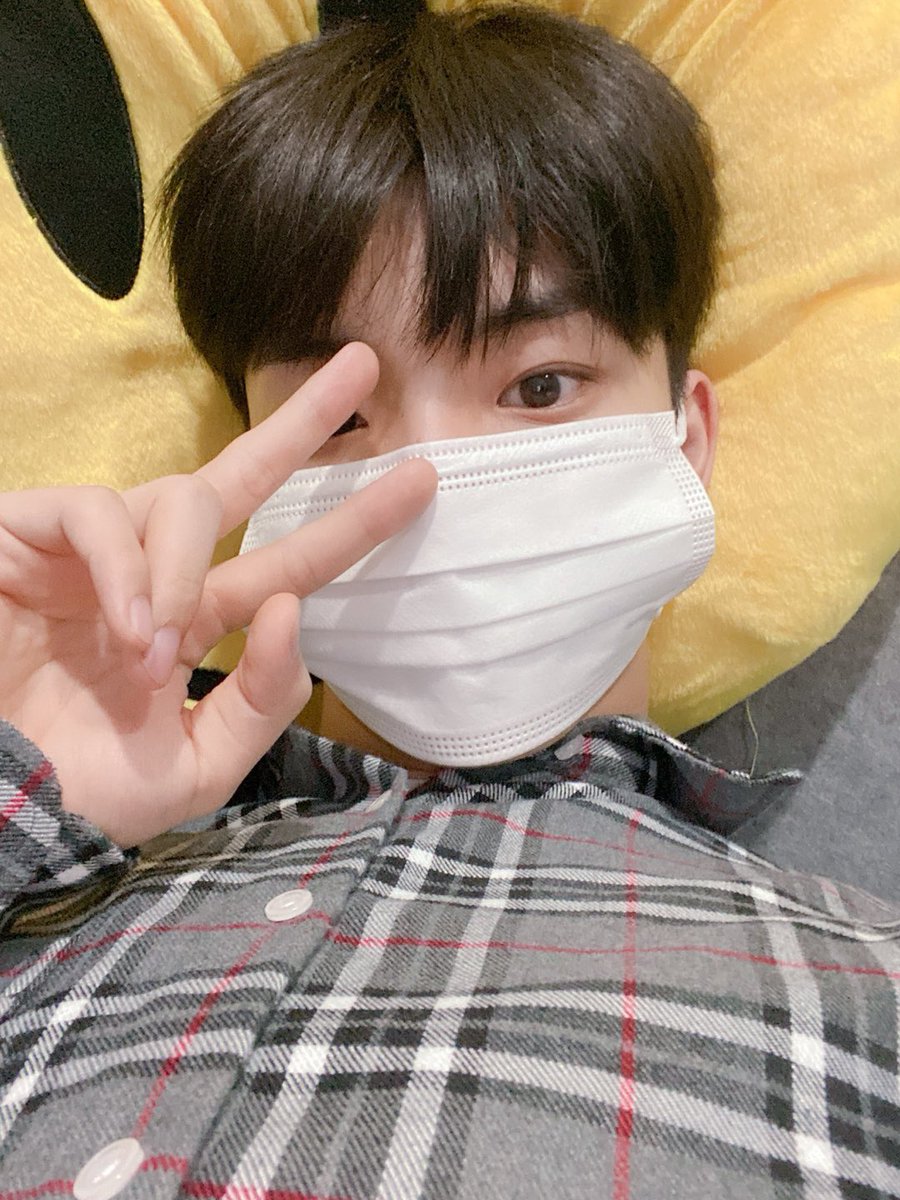 WE_THE_BOYZ's tweet photo. [큐] 곧🧐🤪😃 https://t.co/I3G6OxWaj6