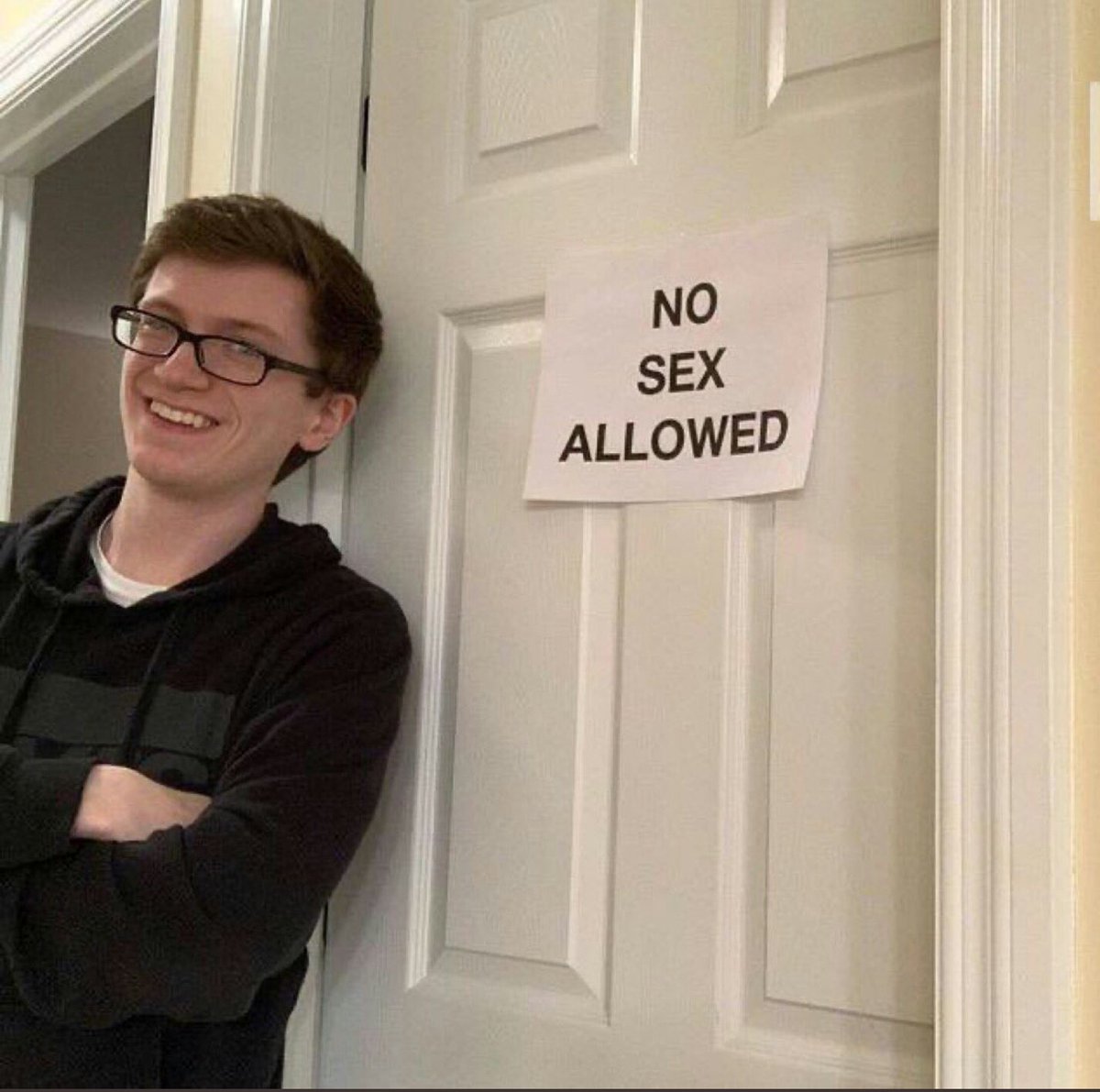 Black Album Counter / Riley tweet media