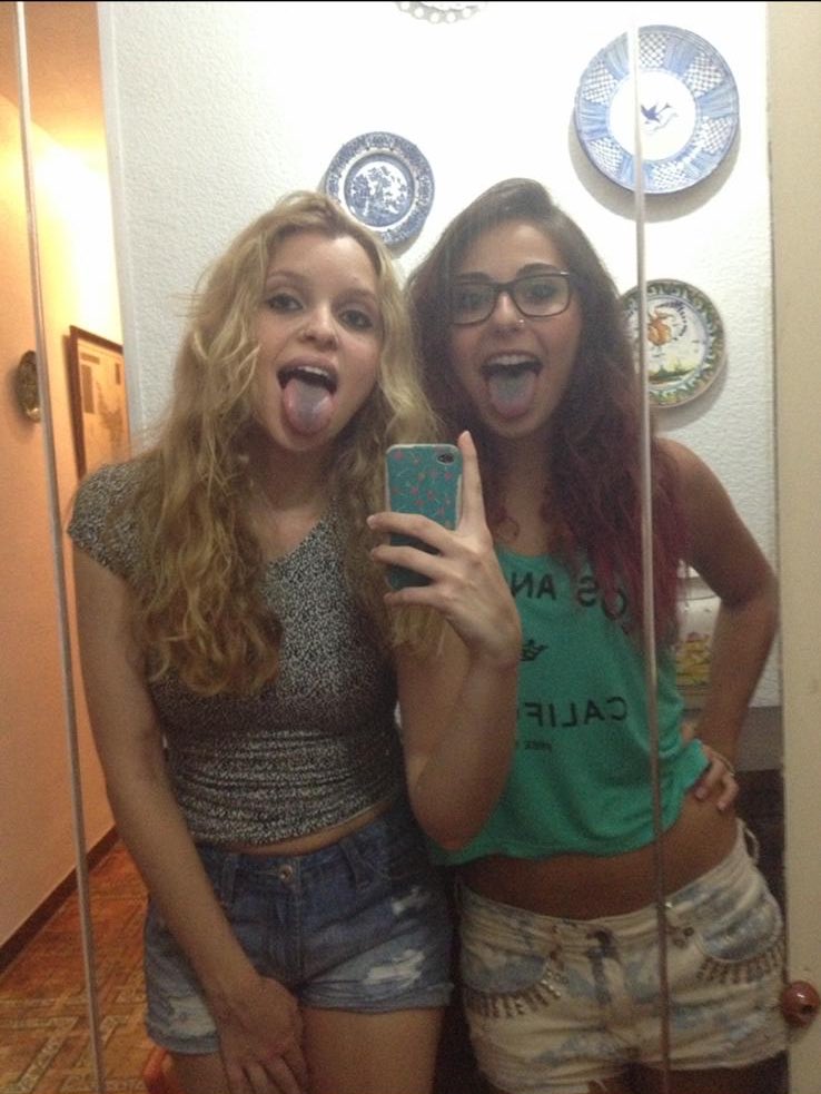 LnaUnbroken's tweet photo. Después de ver las historias de @Rubentonces nos hemos dado cuenta @merycherry20 y yo de que tenemos la misma puta cara que hace 7 años. PASO DE LA VIDA. https://t.co/R0ObiZ6Ezt