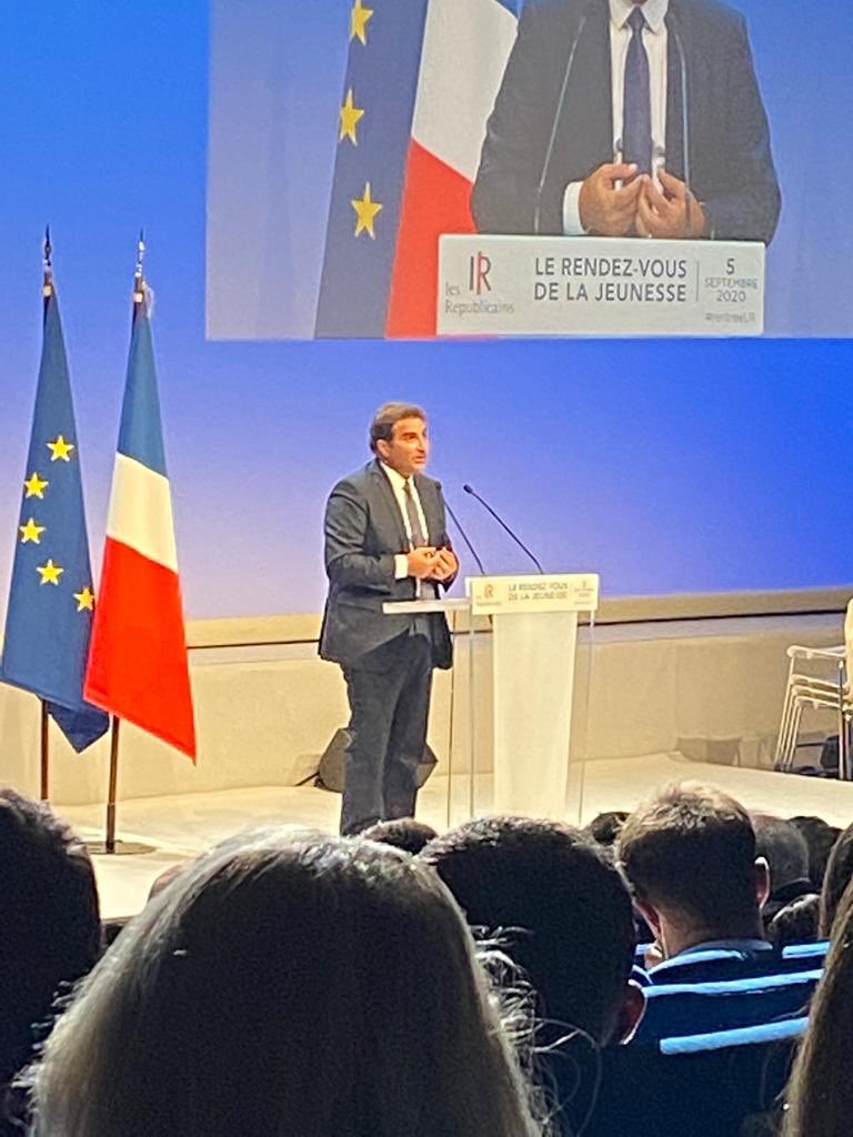 ConstanceBraut's tweet photo. « Câest parce que nous faisons ce travail de fond que nous retrouverons la confiance des français(...) tout viendra du travail que nous avons initiĂ© pour parler aux français. Aux français dâaujourdâhui et de demain ! » @ChJacob77 #RentreeLR #LR #AvecJacob https://t.co/3ONEBpa52o