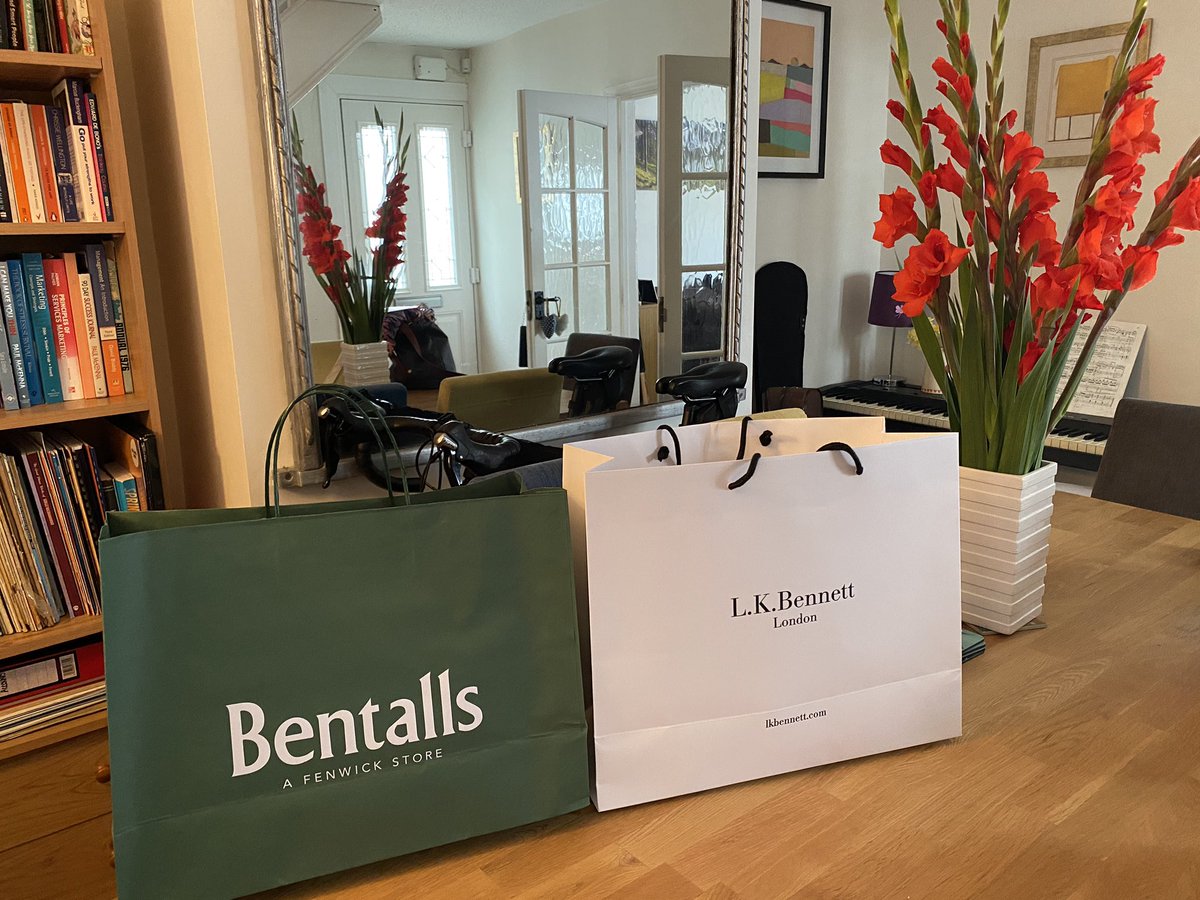 Anne Renshaw tweet media