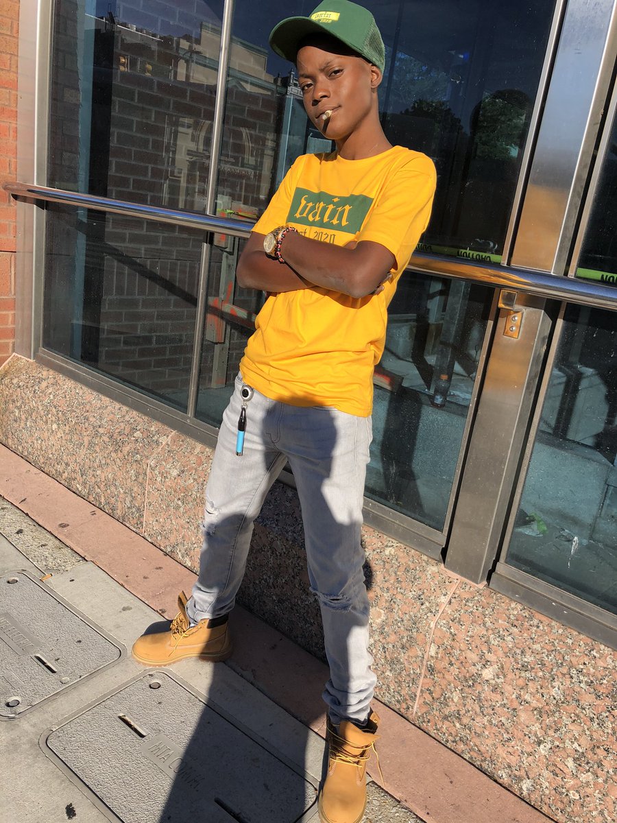 wlc_savage's tweet photo. I’m forever Chasing Paper it’s in my vains 💉 #ShakebackShorty🤫 #FreeRedz⛓ #FreeNic⛓ #GSG💔🕊 https://t.co/Ih1bbofmCd