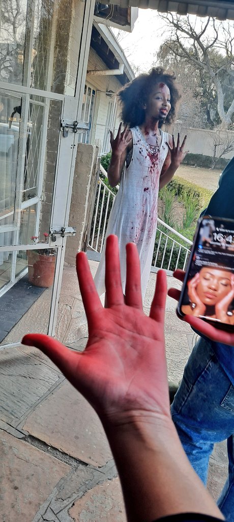 Neli_Ngqulana's tweet photo. Special effects makeup by @Smudgebytheero1 for #Moonwalkers48HFP

#JHB48HFP 
#48HFP https://t.co/svcPyLnzYA