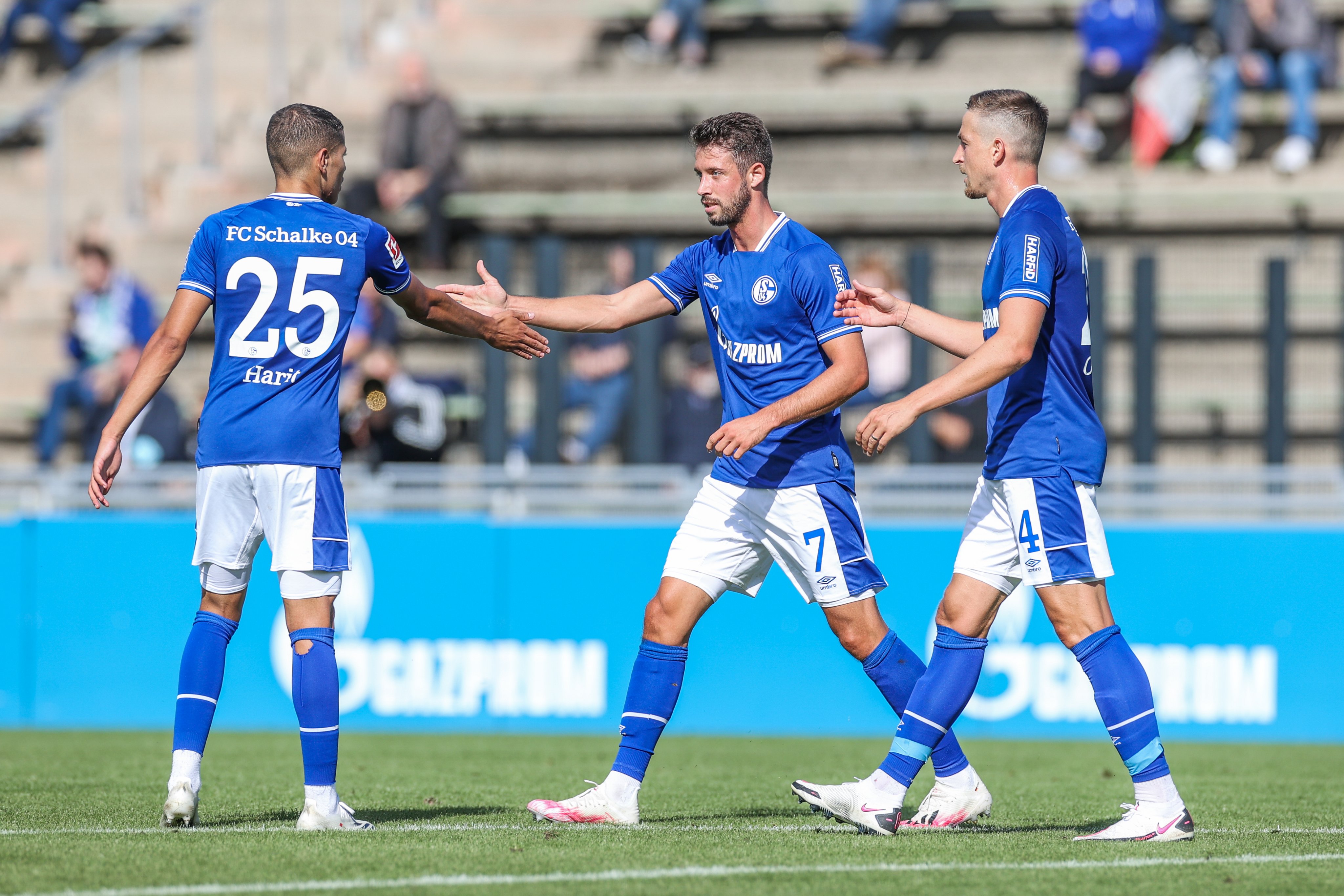 Fc Schalke 04 A Very Happy Saturday Ft S04boc 3 0 S04 T Co Ve7hldo08q Twitter