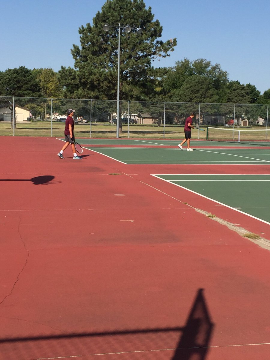 tkwapnioski's tweet photo. The @DiscovererWay Tennis Tournament is underway. #SaturdayMorningTennis #ChallengeAccepted #DiscovererStrong https://t.co/u38IMXaDK0