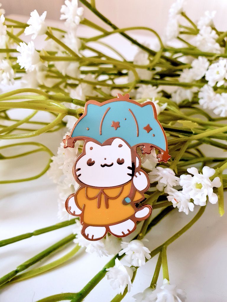 maruminn_'s tweet image. I opened my online shop for  #ConLine20 / #connichi until monday! 
All items are -10% SALE! It shows the normal price at the front page, but if you click on the item you can select the sale price! ♡ marustore.storenvy.com
Snack yourself some cute merch and treat yourself 🌝✨