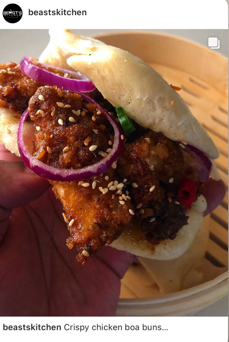 Sibulele_Q's tweet photo. Crispy korean fried chicken bao #FromBeastsKitchen https://t.co/j4FkdHPqcD