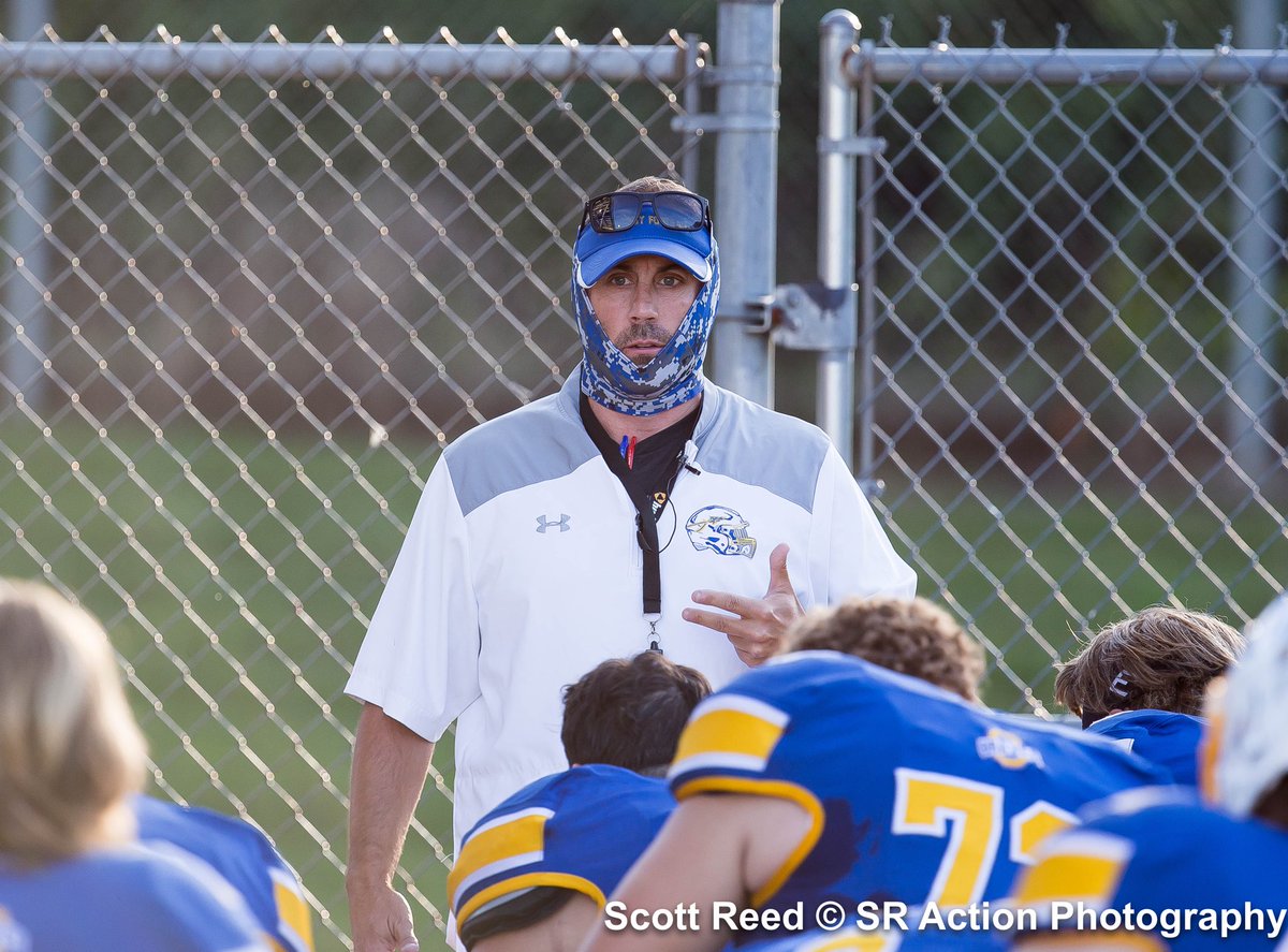 SWOF1's tweet photo. @OHSBravesFB successful #BearHunt up next #Cardinals on the road! #Canon @MaxPreps #OCC #SledgeHammer #Braves #Bruins #TakeTheO #Dub2 #LetzGo #Grind4State https://t.co/ta3wROFMeQ