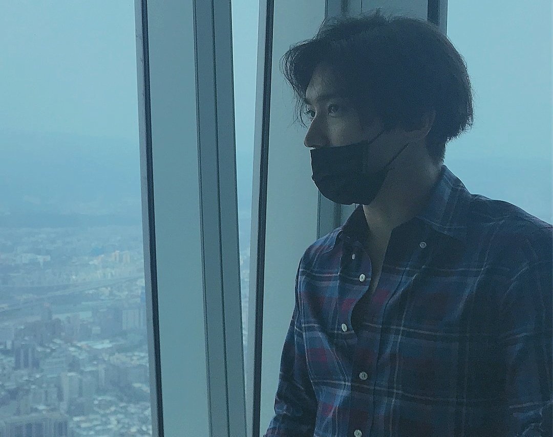 TIERISBLACK_'s tweet photo. บอกแล้วครับว่าทรงนี้ดูดี^^
@phruksa_ https://t.co/B5TXphXAtD