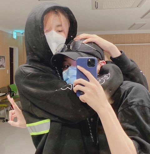 ElastMoonie's tweet photo. ๐ป๐๐๐ ๐๐ ๐๐๐๐๐๐๐๐ฅบโจ#elastrano #elastchoiin #elastbaekgyeol #elastromin #elastwonhyuk #elastyejun #rano #choiin #seungyeop #baekgyeol #romin #wonhyuk #wonjun #yejun #kpop #EENTERTAINMENT #์๋ผ์คํธ #๋ฐ์ด๋๋ฆผ #6์9์ผ18์
#์ต์ธ #์น์ฝ #๋ผ๋
ธ #๋ฐฑ๊ฒฐ #๋ก๋ฏผ #์ํ #์์ค #์์ค https://t.co/kW7aMcaDjY