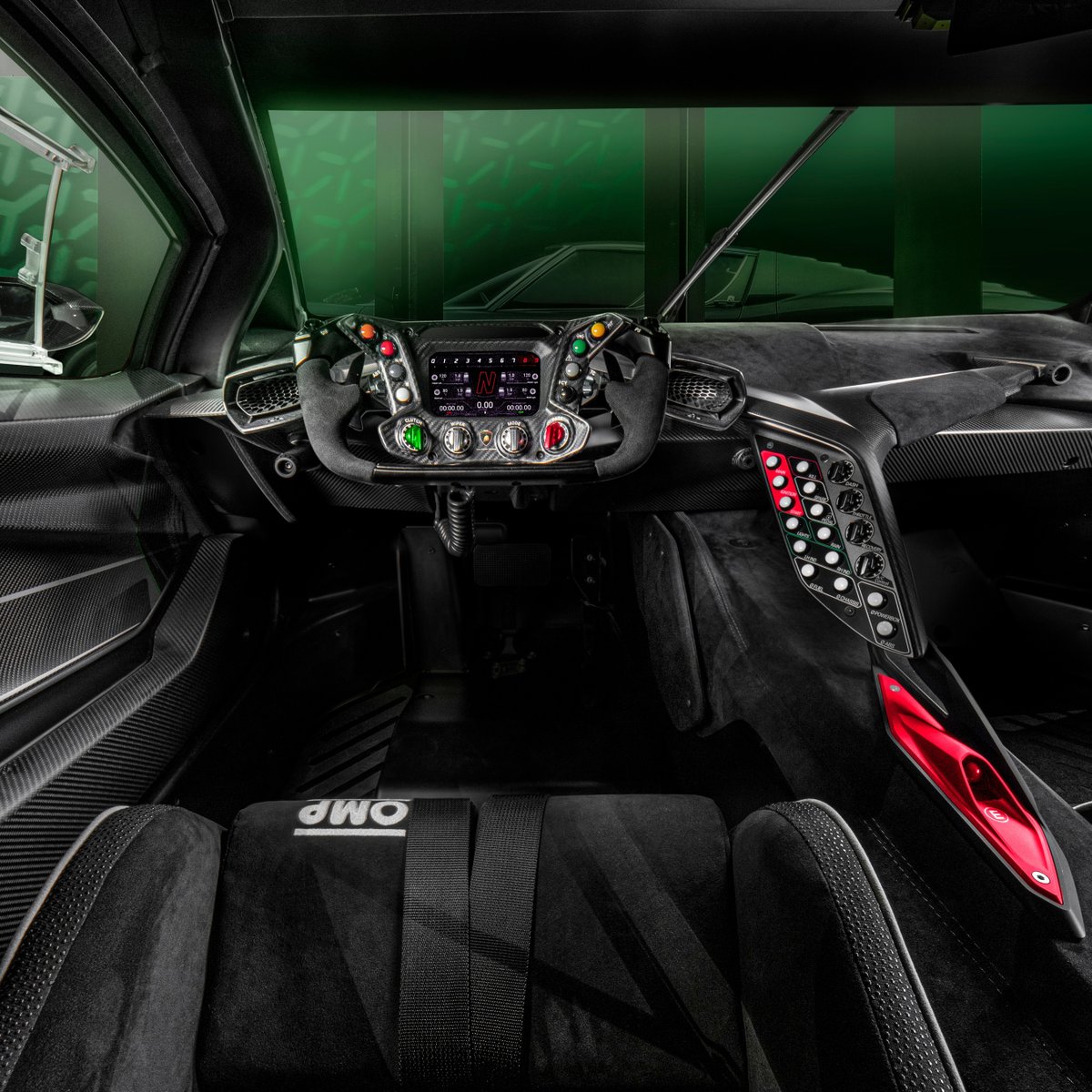 We know what you're thinking... surely this is Lamborghini's new GT3 car?! We're glad you asked as surprisingly, Lamborghini have launched the Essenza SCV12 - a RWD 820+ BHP track only monster! 😍 | 📸 @Lamborghini #lamborghini #essenza #hypercar #trackcar #hypercar