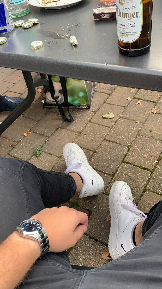 🥴