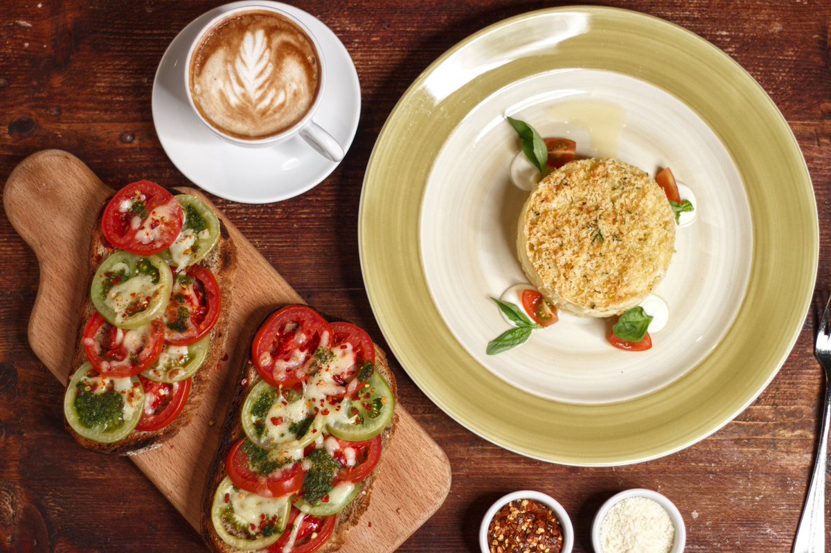 MMarquisDoha's tweet photo. Pranzo Espresso, the newest addition from Chet Claudio Trovato to Cucina's menu. A business lunch experience that complements your day!
1pm - 4pm
QAR 79 per person
Reservations are required
Call or WhatsApp +974.6643.6890
#Doha #DohaFoodies #DohaFoodBloggers #qatarfoodies https://t.co/Nu3PoLDdvz
