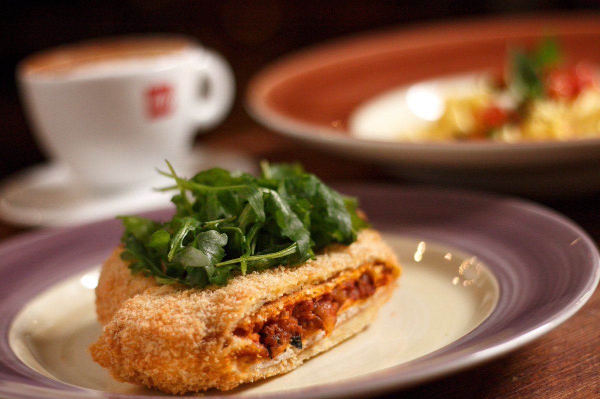 MMarquisDoha's tweet photo. Pranzo Espresso, the newest addition from Chet Claudio Trovato to Cucina's menu. A business lunch experience that complements your day!
1pm - 4pm
QAR 79 per person
Reservations are required
Call or WhatsApp +974.6643.6890
#Doha #DohaFoodies #DohaFoodBloggers #qatarfoodies https://t.co/Nu3PoLDdvz