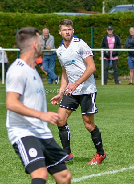 ACEPhotography3's tweet photo. A couple of @NewtownAFC old boys on show today as @EllesRangers_FC played host to @telfordutd @Dave_Easthope @JasonOswell #ShaneSutton https://t.co/TqawjKupK9