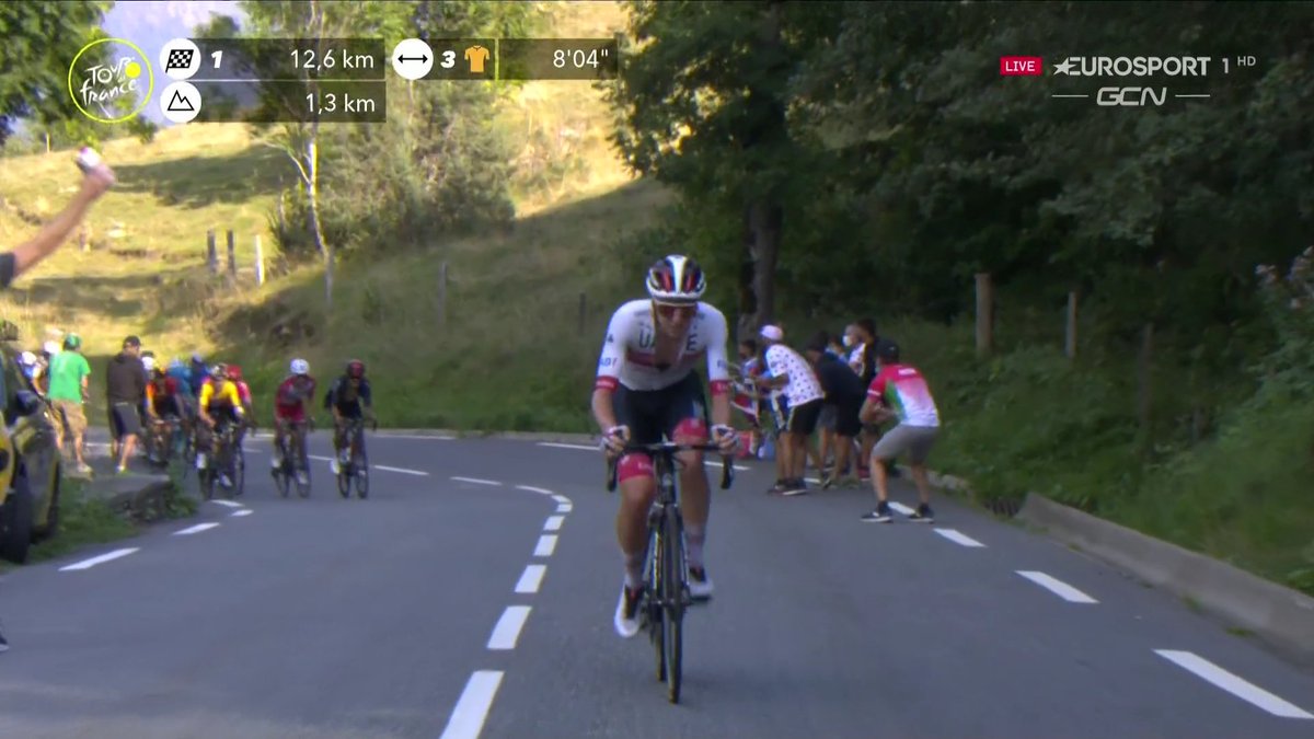 faustocoppi60's tweet photo. 🚨 Tadej Pogacar set today a historic NEW RECORD on Col de Peyresourde: 24 min 35 sec. He improved Vinokourov and Mayo's time from 2003 by 45 seconds! One of the highest performances of the last two decades: ~6,8 w/kg!  #TDF2020 
https://t.co/TlToW2Nh4i https://t.co/ZOfBvrFhIV
