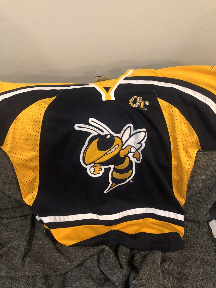 RealScottBoor's tweet photo. @GATechVault can you ID this Hockey Jersey? What years was it worn? https://t.co/8rOyiyoRXG