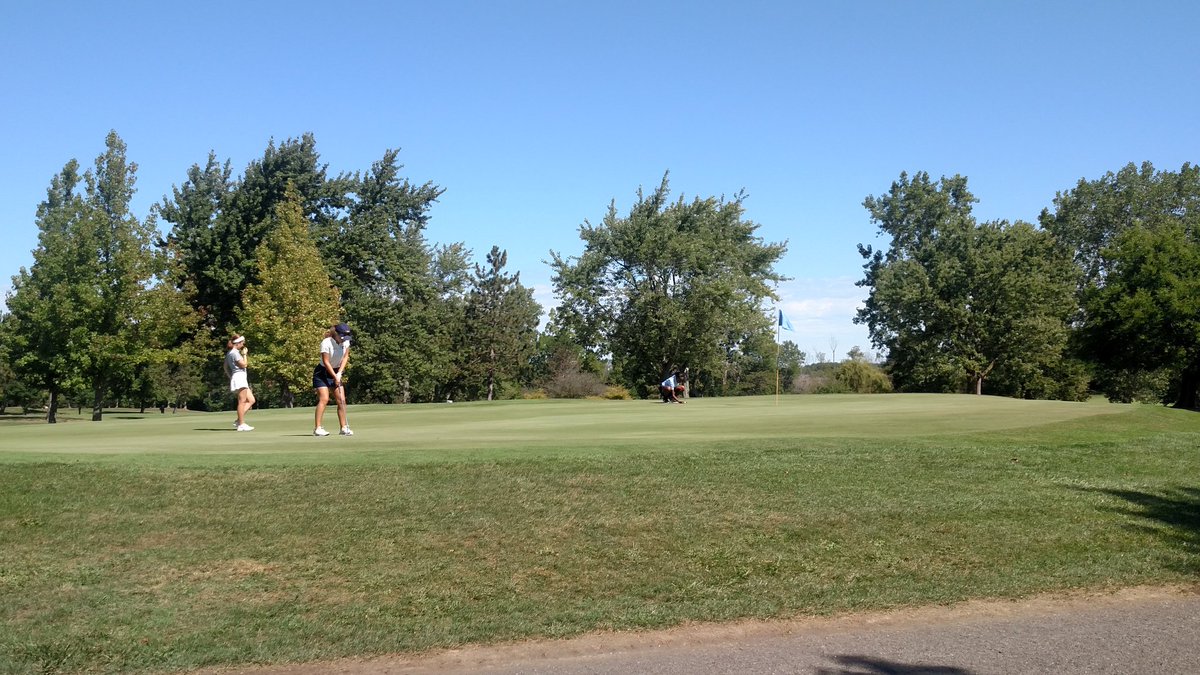 mkdansack's tweet photo. Beautiful day of golf in Lima. Go @NDAEagleSports varsity golfers! https://t.co/dsMJHqpCjI
