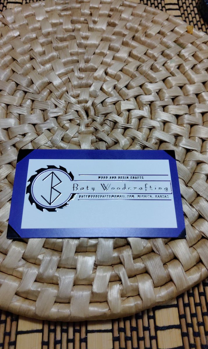 AchtlandGaming's tweet photo. Long time no post my dudes...been busy working on my graphic design...thought I'd share a photo of a biz card design that was recently printed for the client :) https://t.co/UIJFiAJsA0