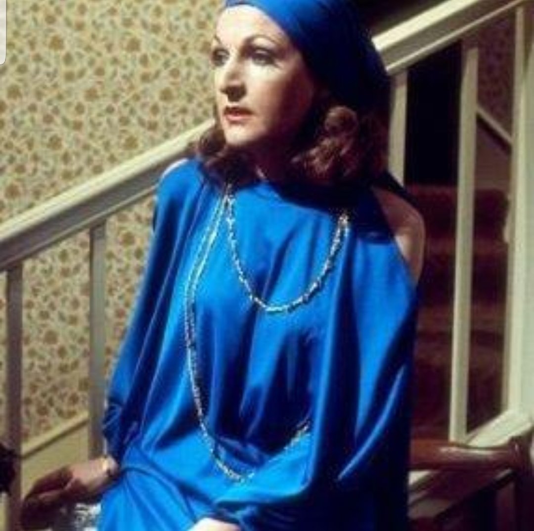 Starting to put my wardrobe together for Turkey, and realising that I would have made a good replacement for #MargotLeadbetter from <a href="/TheGoodLife/">The Good Life</a> 😄😄😄 <a href="/PeneKeith1/">Penelope Keith</a> #HippyChic