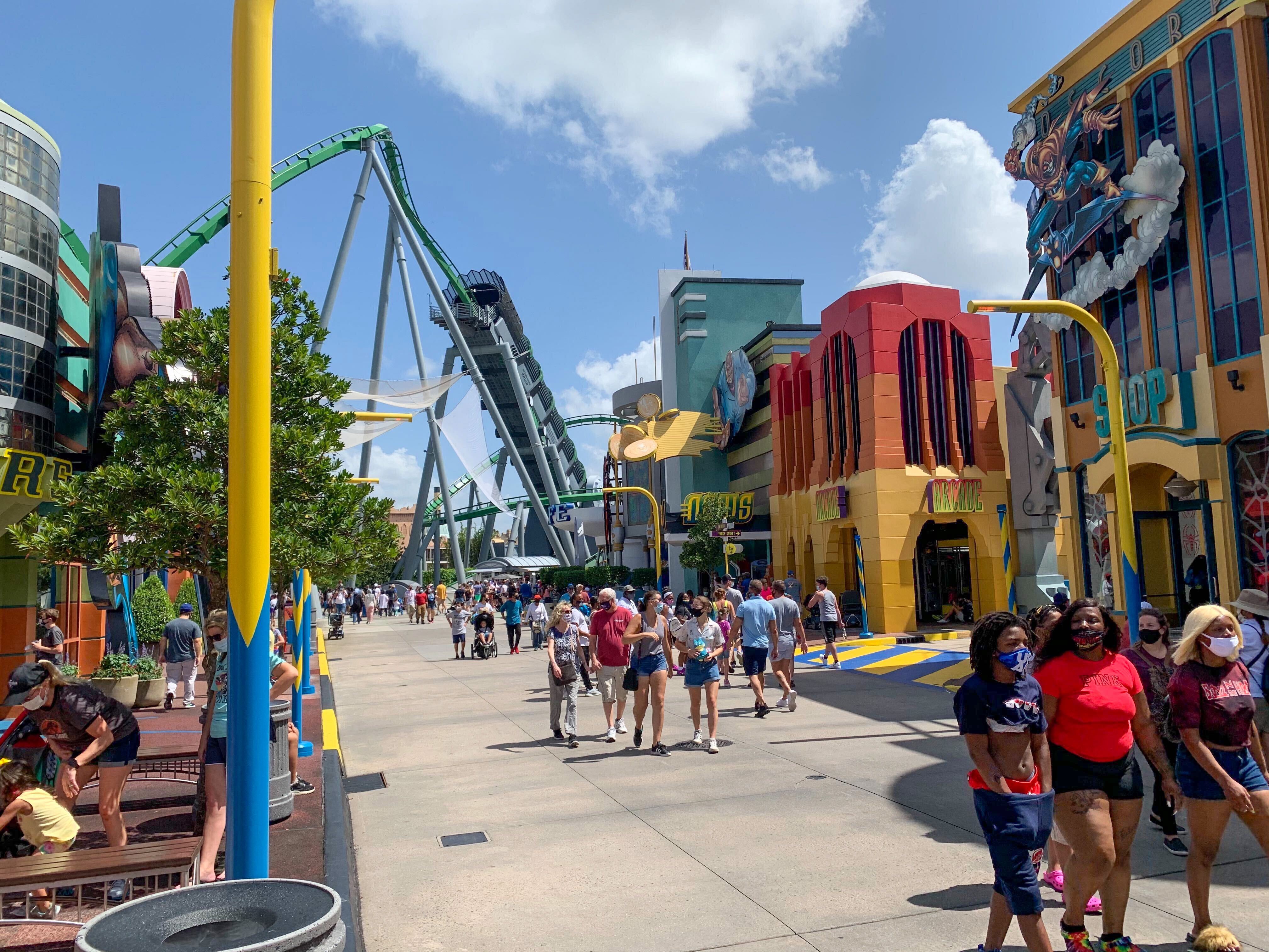 Orlando Informer on X: BREAKING: Universal Studios Florida and Islands of  Adventure have both reached modified capacity and are no longer selling  tickets. For now, guests here with tickets are being allowed