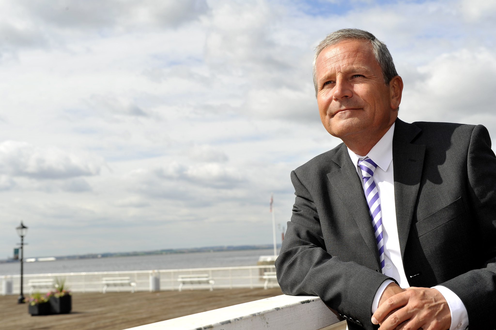 Happy Birthday to Hull legend Peter Levy! 