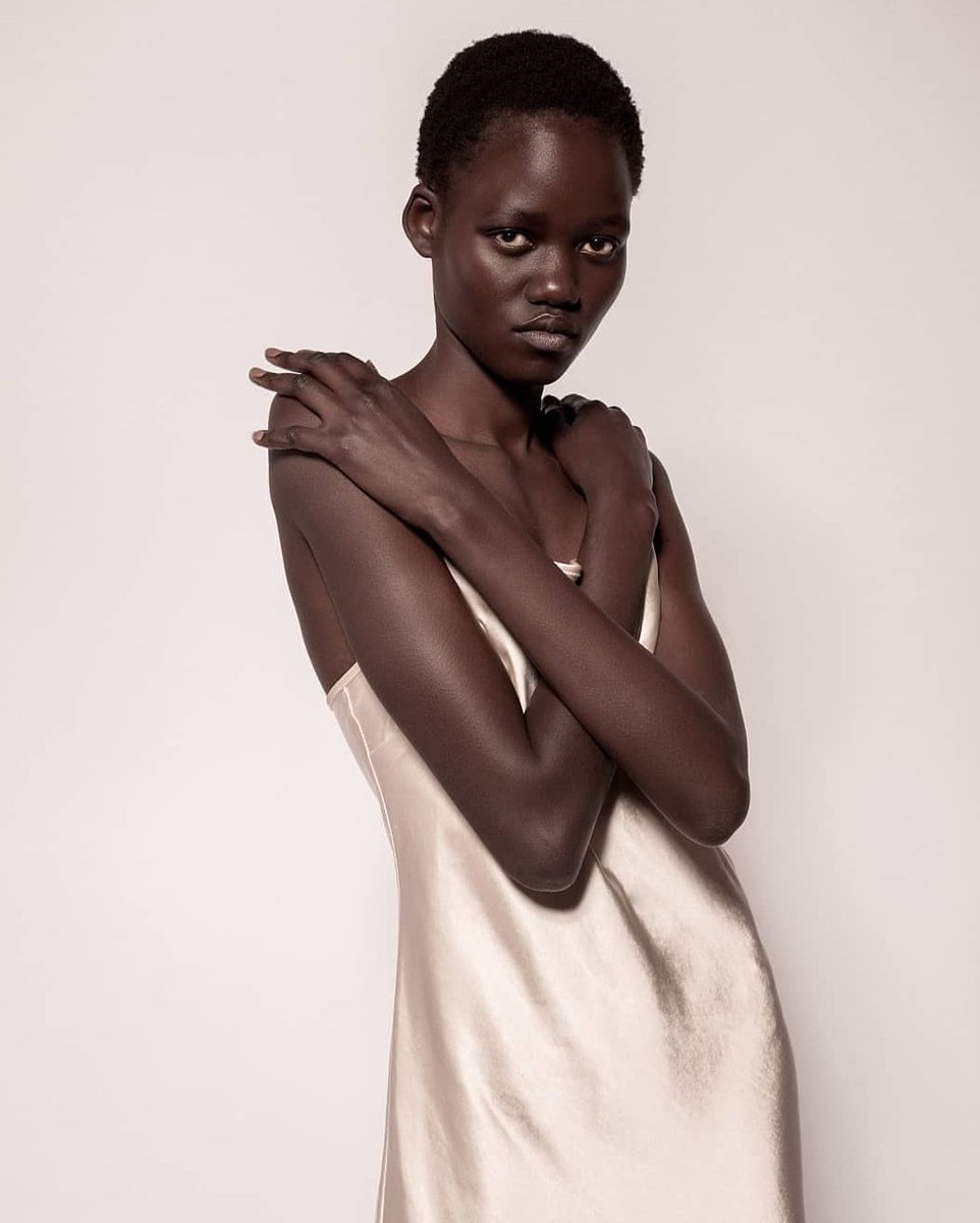 Caren Jepkemei. A Kenyan beauty whom I can't stop stanning! She has walked and been in campaigns for brands such as Viktor and Rolf, Burberry, Balmain and Vivienne Westwood.