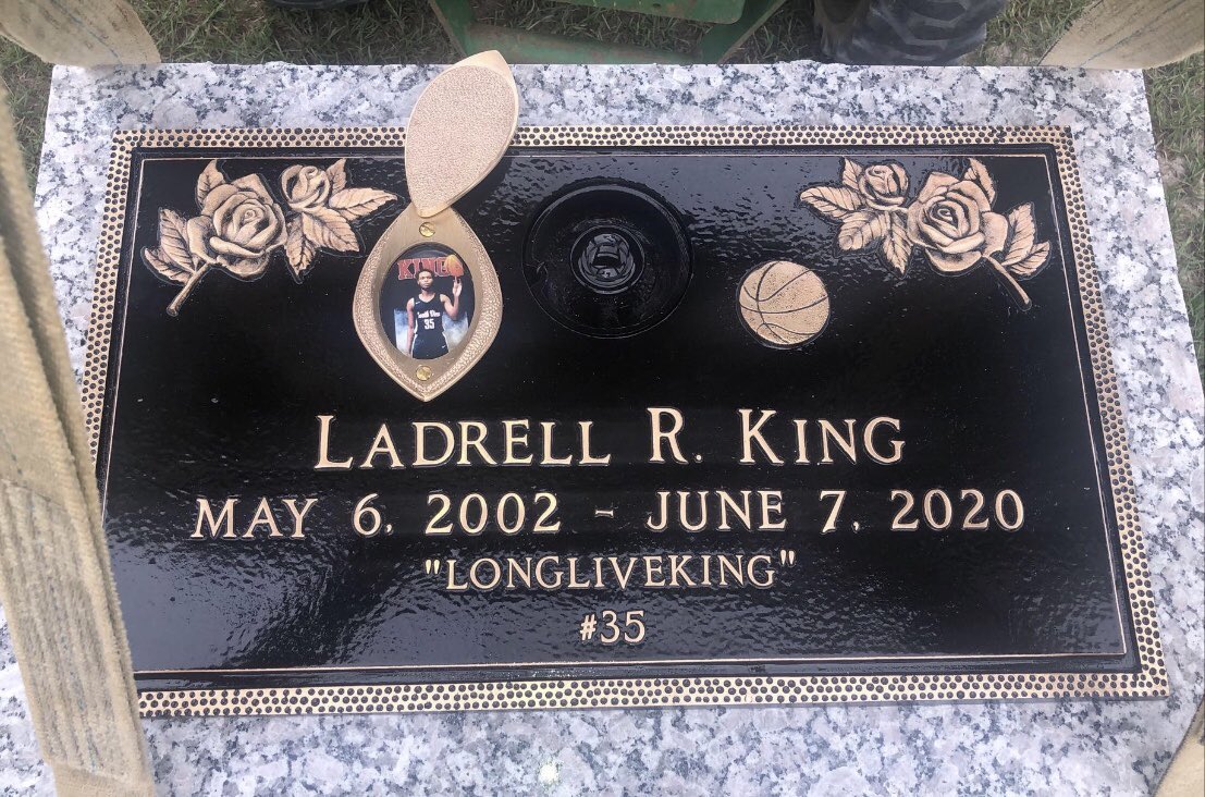 Beautiful‼️We love and miss you dearly Ladrell‼️Rest In Paradise‼️ 🙏🏻❤️🏀#️⃣3️⃣5️⃣🏀❤️🙏🏻