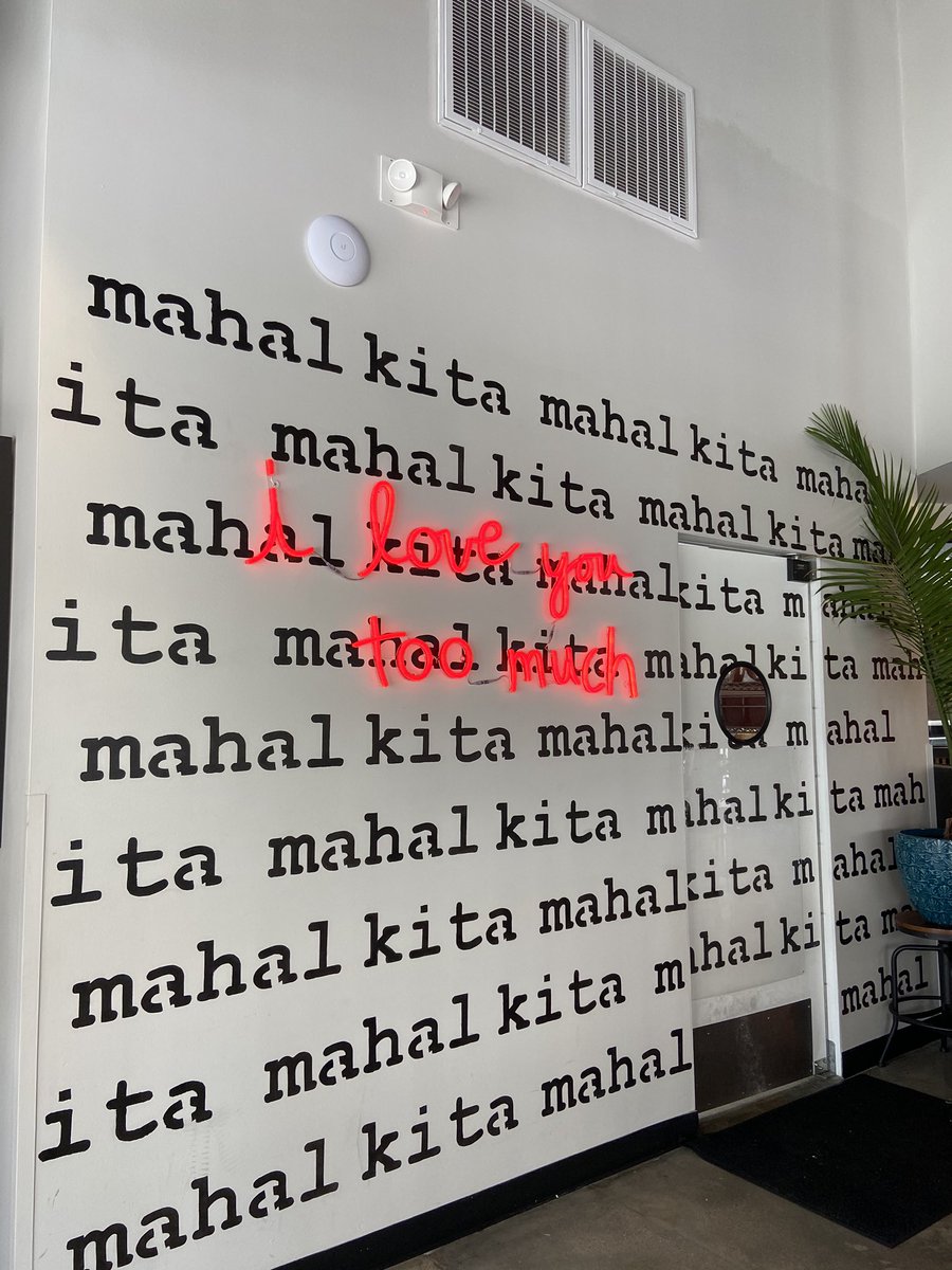sirkim05's tweet photo. Hey #htown #houston when you get a chance try the #bemorepacific at the heights. #filipinocuisine They do have karaoke room for friends as well. #lunchtime https://t.co/ssR9PLPYqw